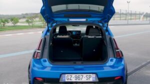 Alpine A290 Electric Car motor power battery power top speed range and all specification feature price with latest launching update 2025:-