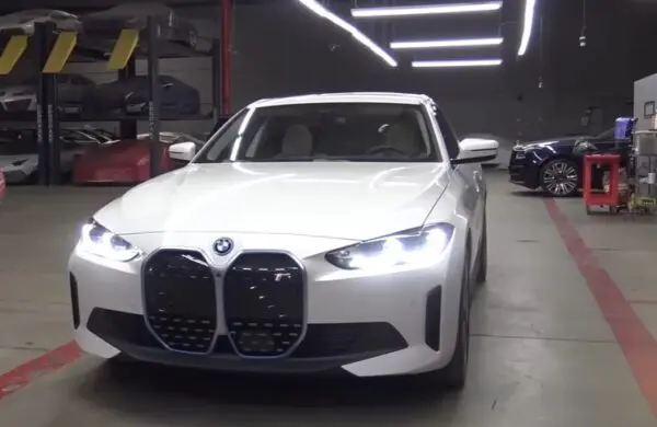 BMW i4 Ec Car features and price