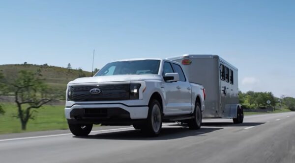 Ford F-150 Lightning Electric Pickup motor power battery power all specification feature top speed range price and latest launching update 2025:-