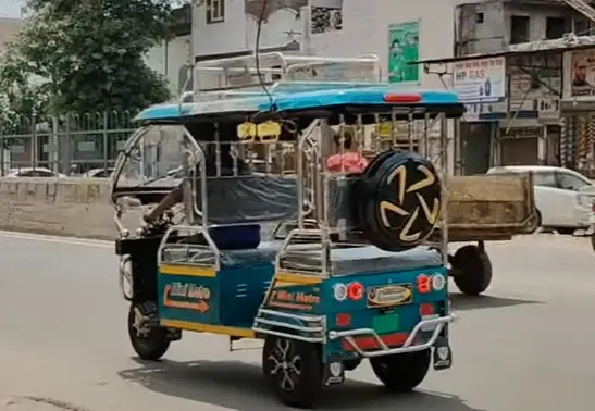 Mini Metro E Rickshaw battery power motor power top speed range and total seating capacity with price latest launching update 2025 :-